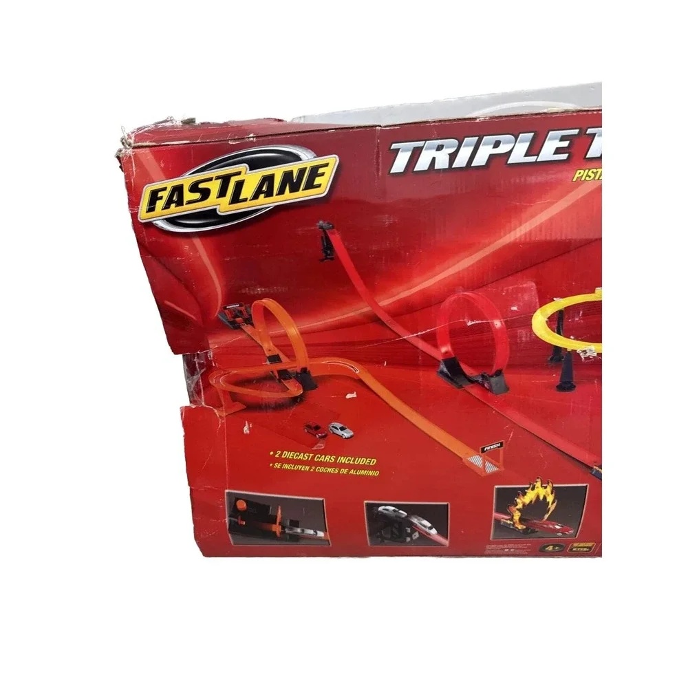 FAST LANE TRIPLE TRACK PACK PLAYSET WITH 3 TRACKS AND 2 DIE-CAST CARS